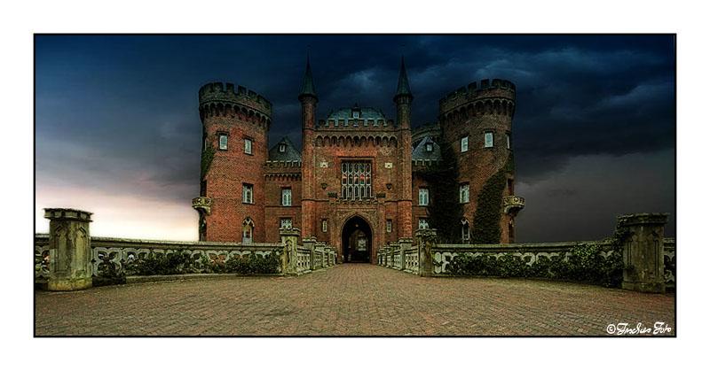 Schloss_Moyland_gothic.jpg